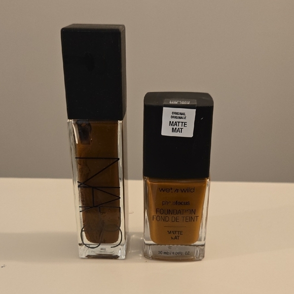 NARS Other - NARS & Wet n Wild Brown Foundation Flawless Finish Bundle